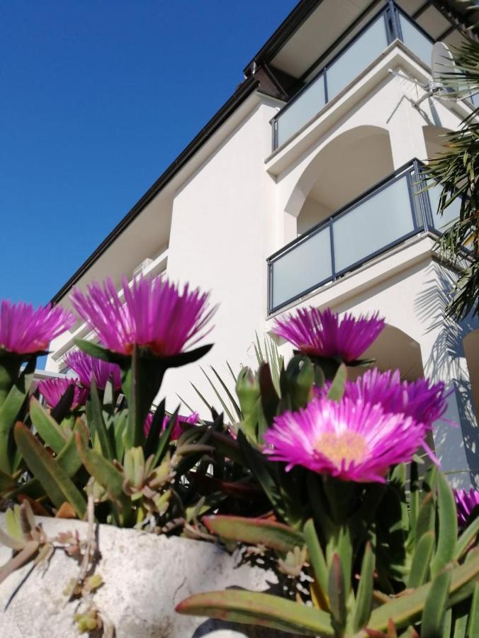 Lovely Sea View House In Malinska Island Krk Екстер'єр фото