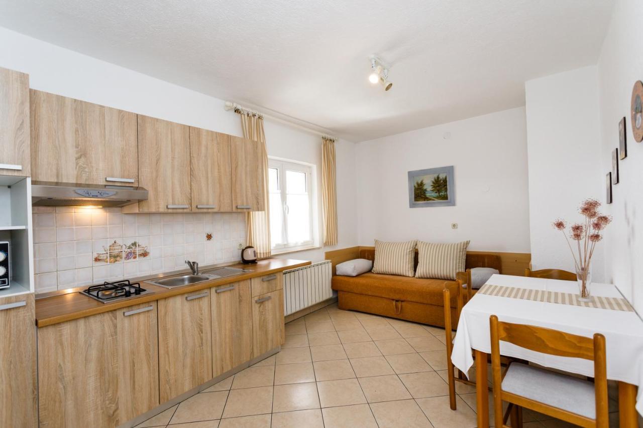 Lovely Sea View House In Malinska Island Krk Екстер'єр фото